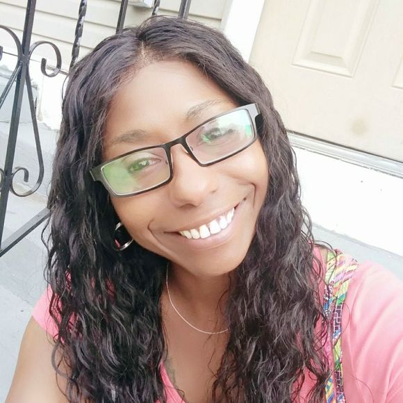 Meet your Posher, Dawn - Picture 1 of 1